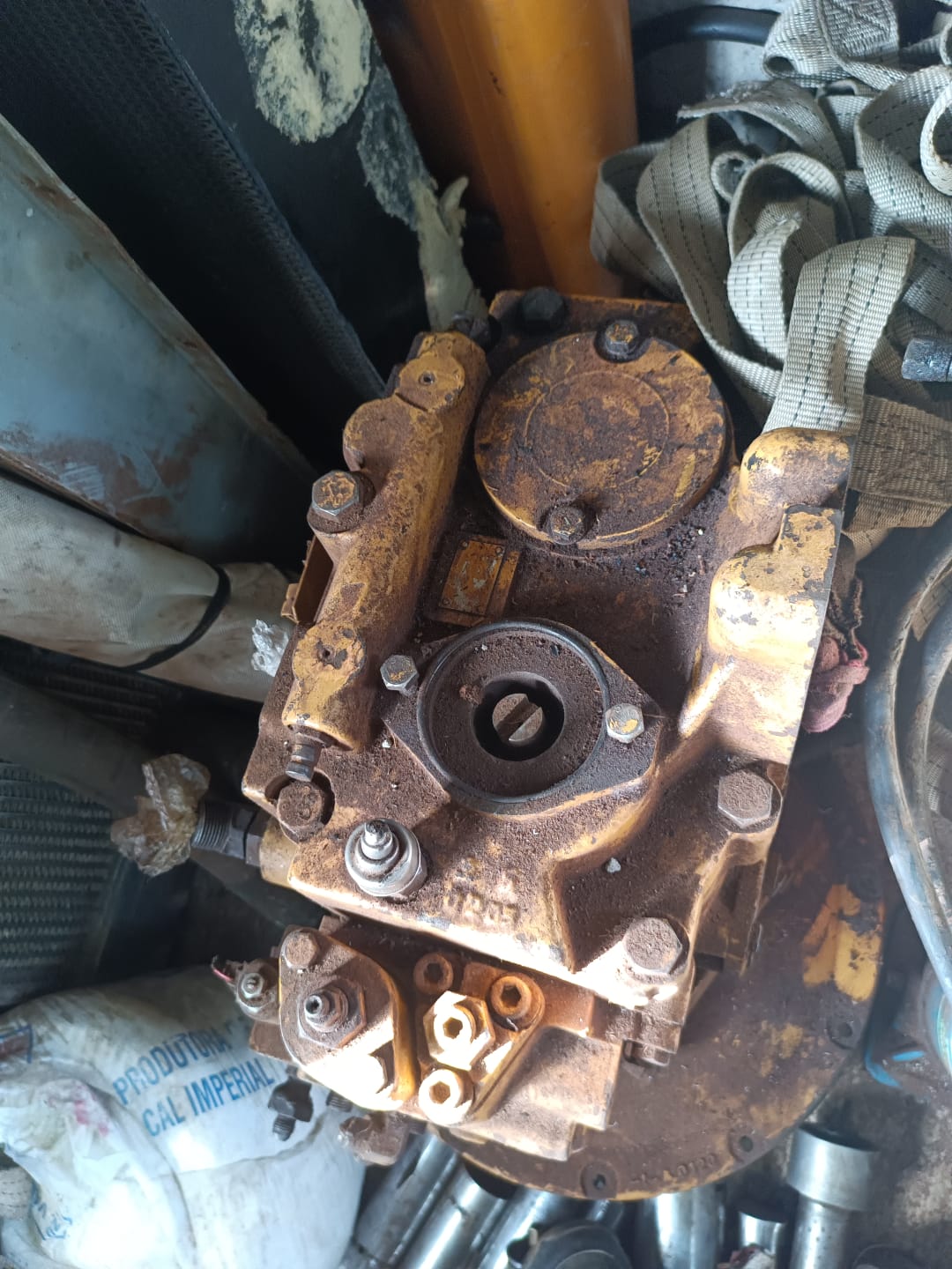 Bomba hidráulica Caterpillar 320